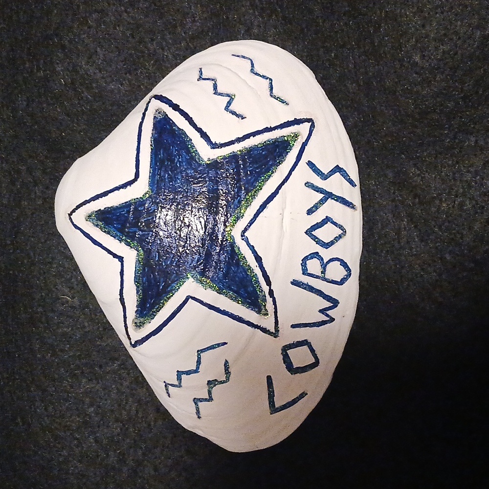 Dallas Cowboys Football Team Hand Painted Sea Shelltar